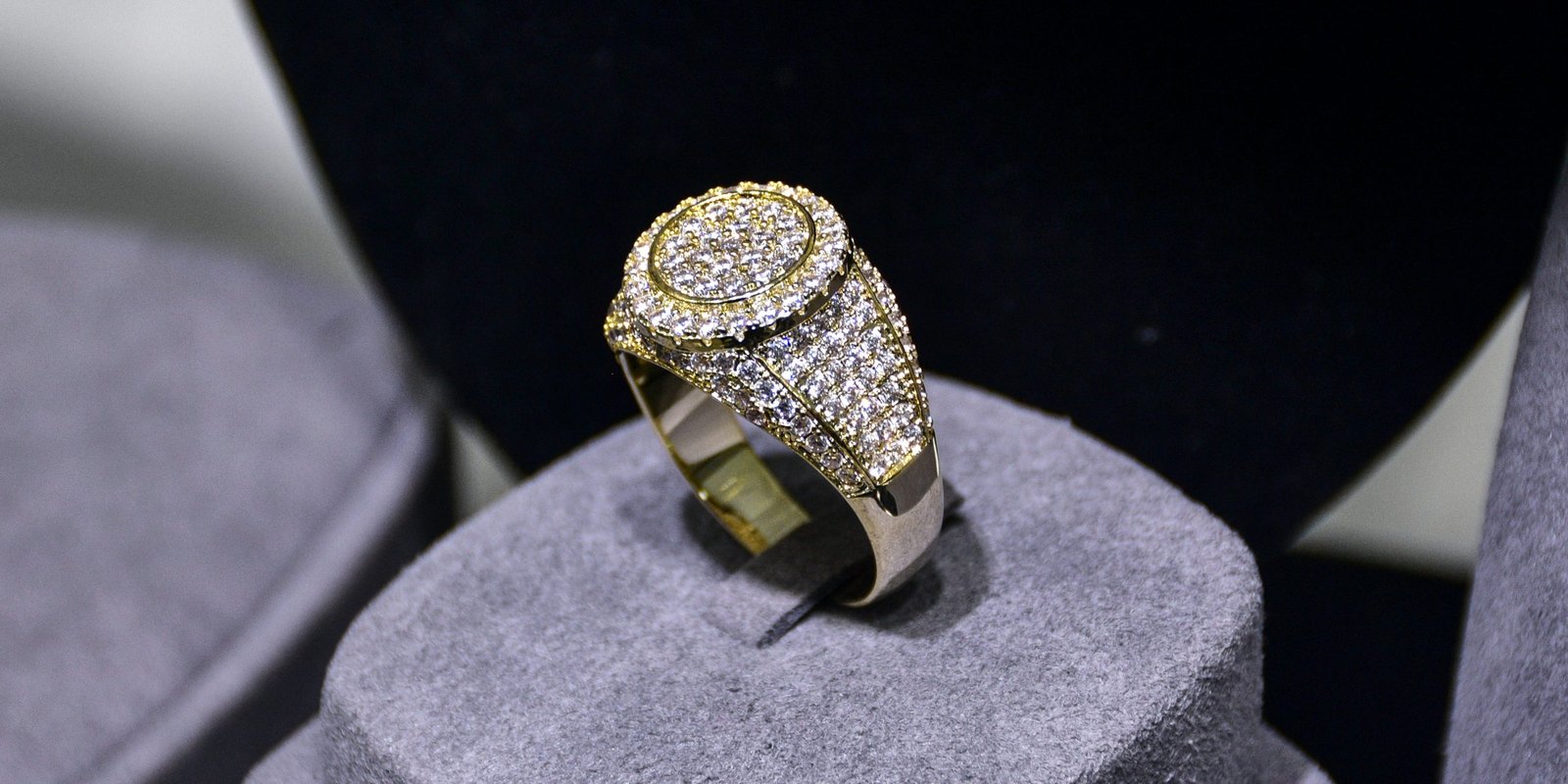 The Main Causes of Gold Jewelry Whitening