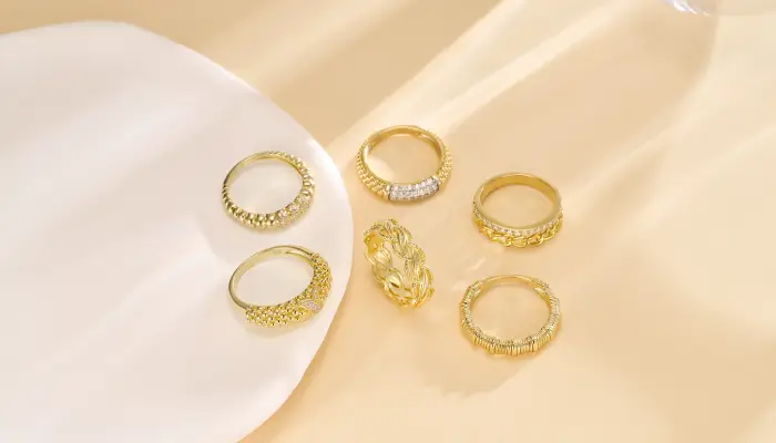 custom gold jewelry