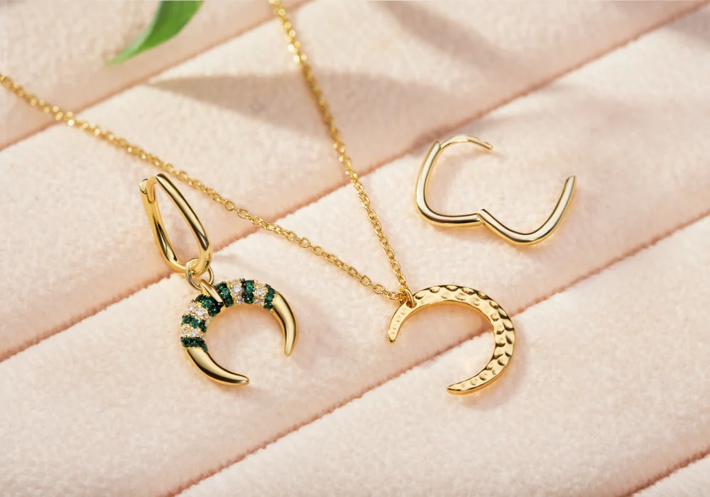 casting jewelry