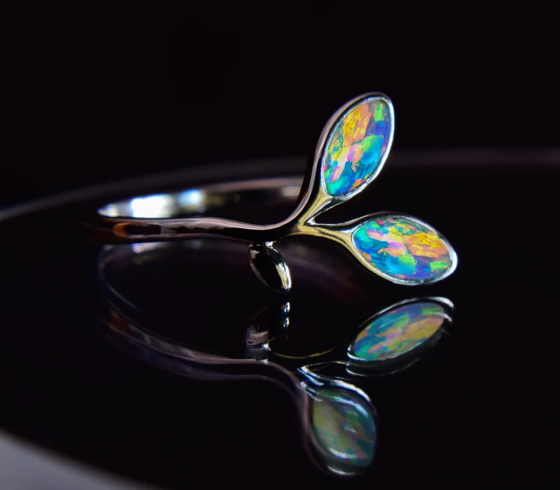 opal rings
