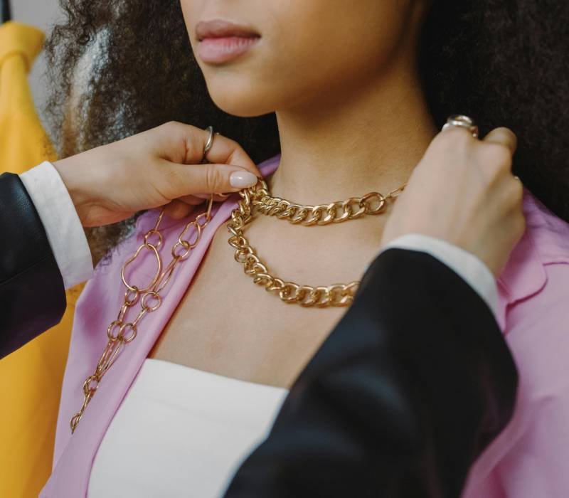 buying jewelry